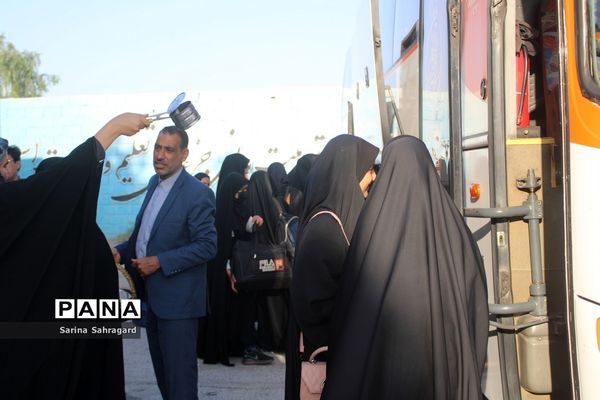 اعزام دانش‌آموزان دختر زیارت اولی  استان بوشهر به مشهد مقدس -۲