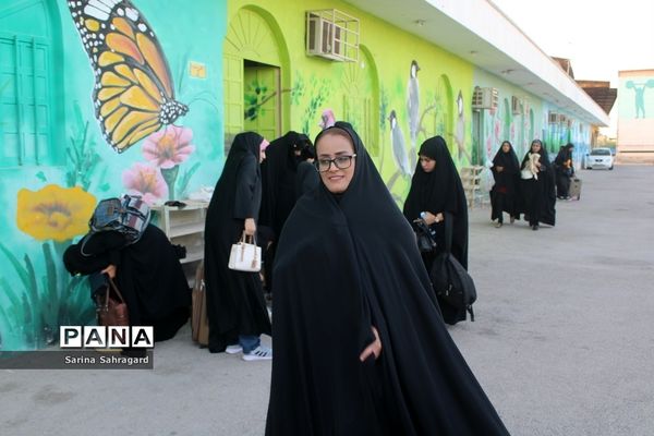 اعزام دانش‌آموزان دختر زیارت اولی  استان بوشهر به مشهد مقدس -۲