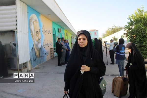 اعزام دانش‌آموزان دختر زیارت اولی  استان بوشهر به مشهد مقدس -۲