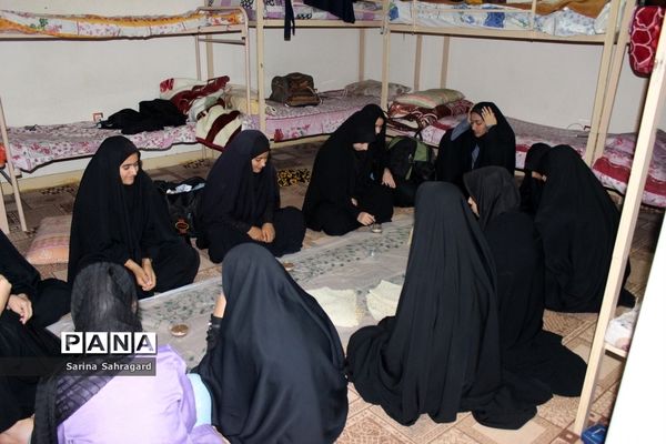 اعزام دانش‌آموزان دختر زیارت اولی  استان بوشهر به مشهد مقدس