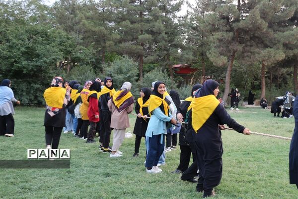 جمع صمیمانه زیارت اولی‌ها در جشنواره بازی اردوگاه ثامن الحجج