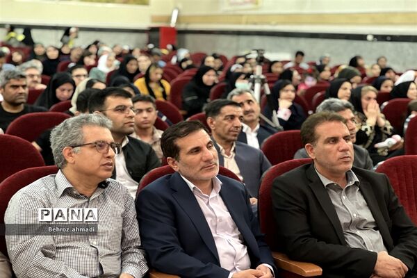 آیین اختتامیه دوازدهمین جشنواره نوجوان سالم «یاریگران زندگی»