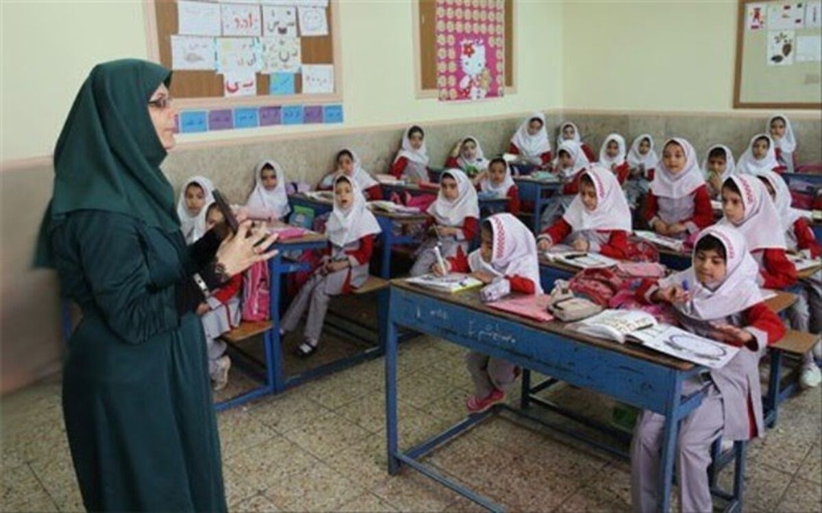 شروع توانمندسازی معلمان ابتدایی سراسر کشور