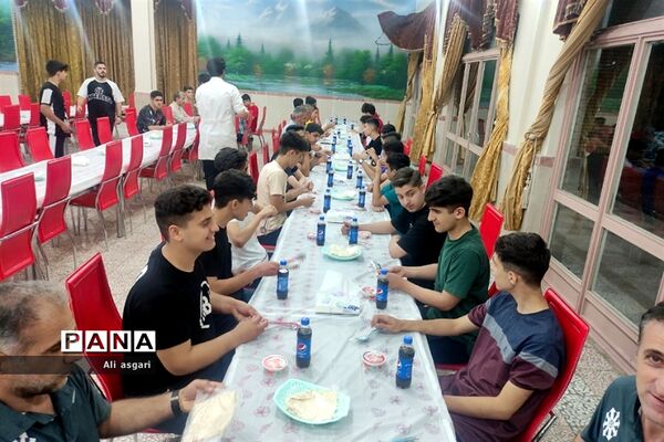 پذیرش و اسکان دانش‌آموزان شرکت‌کننده در مسابقات ورزشی پسران قطب شش کشوری سمپاد