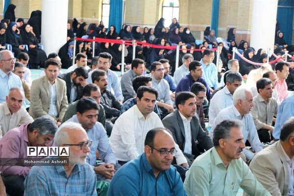 همایش 5 هزار نفری فرهنگیان با رویکرد جهاد تبیین در ارومیه