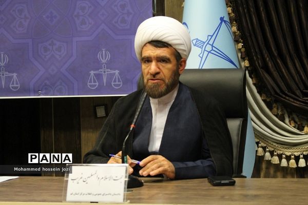 نشست خبری رئیس کل دادگستری و مسئولان قضایی استان قم