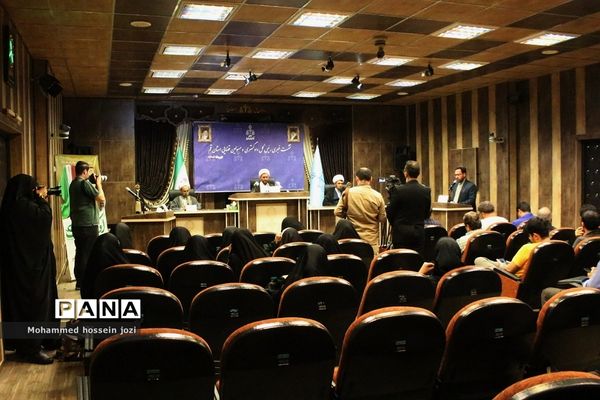 نشست خبری رئیس کل دادگستری و مسئولان قضایی استان قم