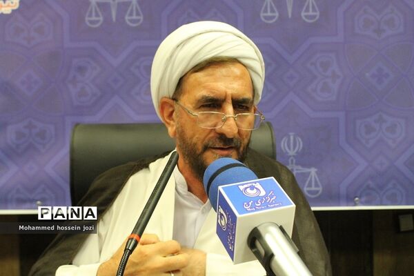 نشست خبری رئیس کل دادگستری و مسئولان قضایی استان قم