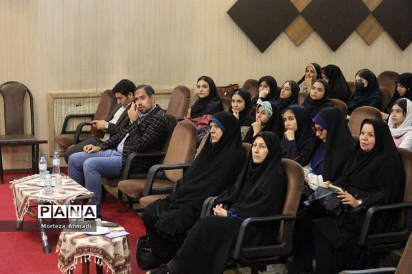 آیین تجلیل از برگزیدگان مرحله استانی دوازدهمین جشنواره نوجوان سالم شهرستان‌های استان تهران