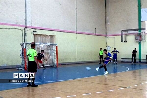 مسابقات فوتسال استعدادهای درخشان پسران قطب دو کشور به میزبانی شیراز