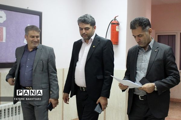 کارگاه‌های توانمندسازی رتبه‌های برتر قرآن‌ و عترت شهرستان‌های استان تهران‌