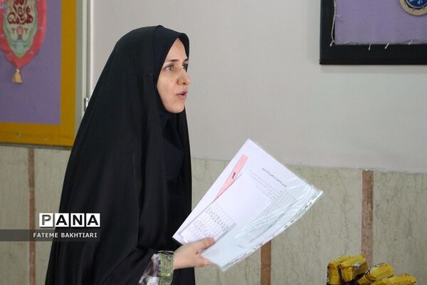 کارگاه‌های توانمندسازی رتبه‌های برتر قرآن‌ و عترت شهرستان‌های استان تهران‌