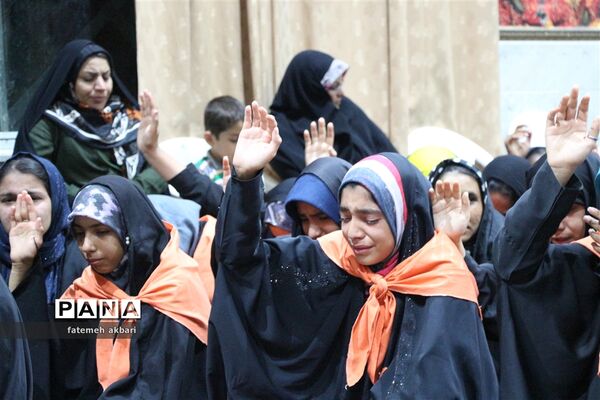 به وقت گذران ثانیه‌های عاشقی در سومین دوره اردوی زیارت اولی‌ها