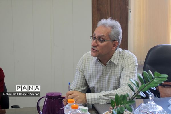 جلسه تدوین اطلس آسیب‌های اجتماعی معاونت پرورشی و فرهنگی اداره‌کل آموزش و پرورش استان بوشهر