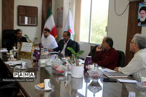 جلسه تدوین اطلس آسیب‌های اجتماعی معاونت پرورشی و فرهنگی اداره‌کل آموزش و پرورش استان بوشهر