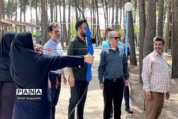 تجلیل از معماران خشت اول در ناحیه 2 بهارستان