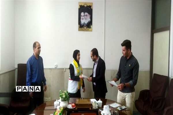 مراسم تجلیل  از دانش‌آموزان فعال سازمان دانش‌آموزی شهرستان پیربکران