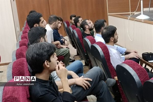 کارگاه سواد‌ رسانه‌ای در شهرستان قرچک