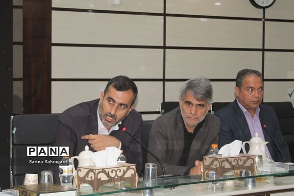نشست هم‌اندیشی طرح شهید علی محمودوند در بوشهر