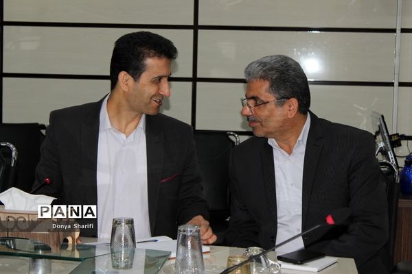 نشست هم‌اندیشی طرح شهید علی محمودوند در بوشهر