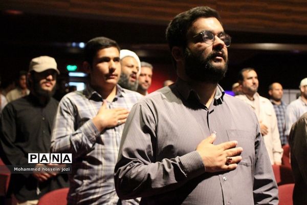 آیین اختتامیه و تجلیل از برگزیدگان اولین جشنواره روایت جهاد در قم