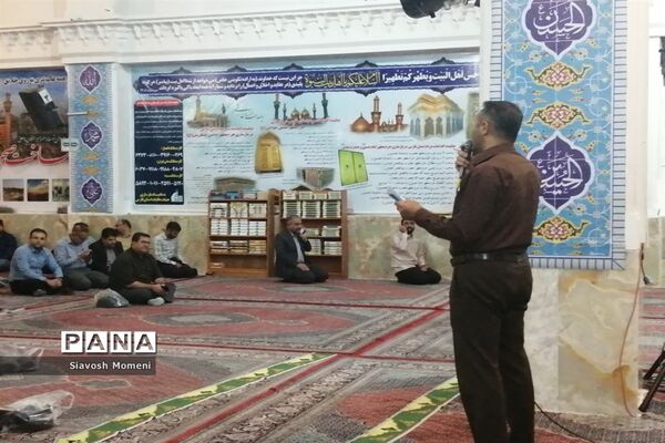 دیدار مردمی مسجد‌محوری مدیرکل آموزش و پرورش فارس با نمازگزاران حرم حضرت علی ‌بن حمزه (ع)