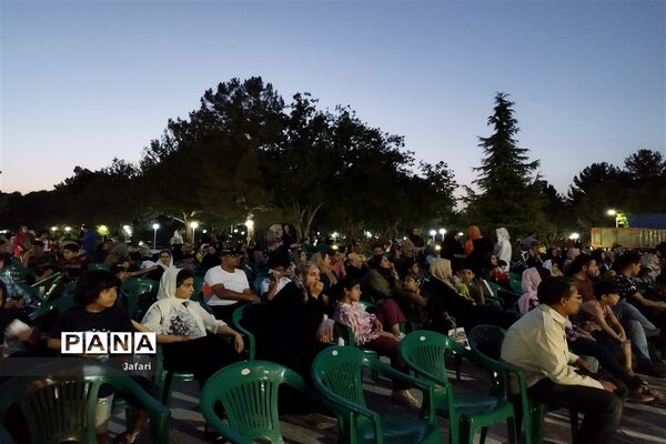 همایش پیاده‌روی دانش‌آموزان اصفهانی به‌مناسبت فر‌ارسیدن عید قربان