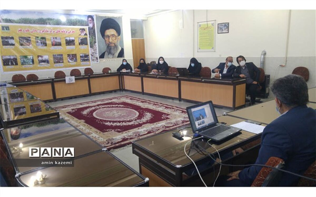 مراکز یادگیری محلی، ظرفیت مناسبی برای کاهش آسیب‌های اجتماعی است