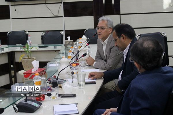 جلسه کار گروه طرح ملی نماد در بوشهر