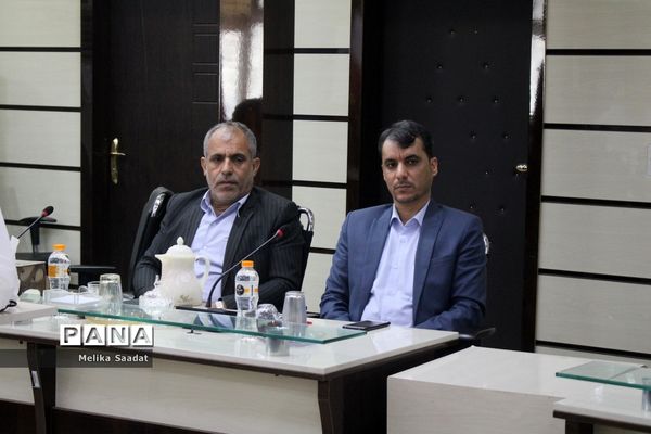 جلسه کار گروه طرح ملی نماد در بوشهر