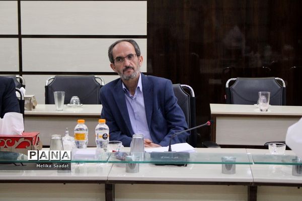 جلسه کار گروه طرح ملی نماد در بوشهر