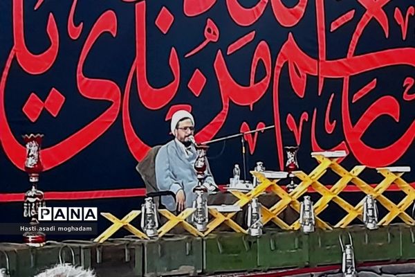 برگزاری دعای عرفه در گلزار شهدای ملارد