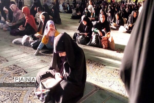 برگزاری دعای عرفه در مصلی امام خمینی(ره) پاکدشت