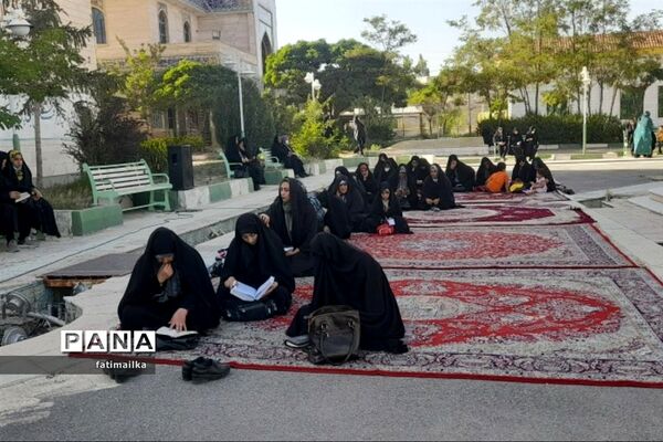 برگزاری مراسم دعای عرفه در دانشگاه آزاد اسلامی شهرستان فیروزکوه