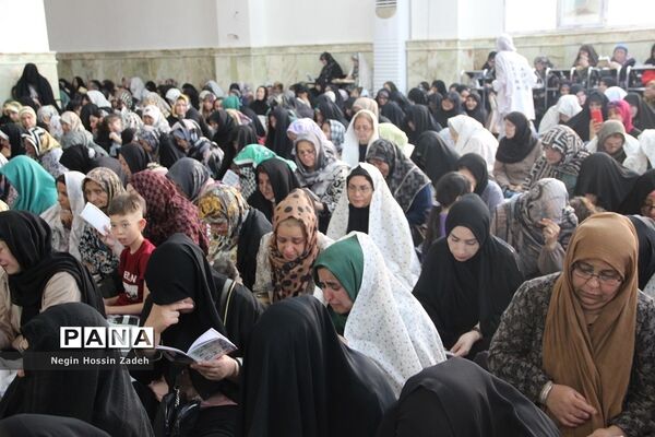 مراسم معنوی دعای عرفه درشهرستان اسلامشهر
