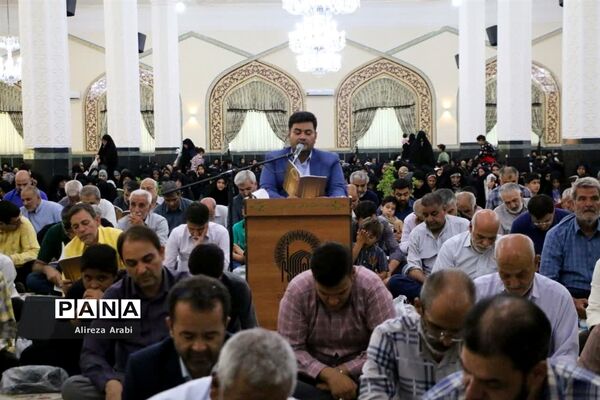 دعای پرفیض عرفه در کاشمر