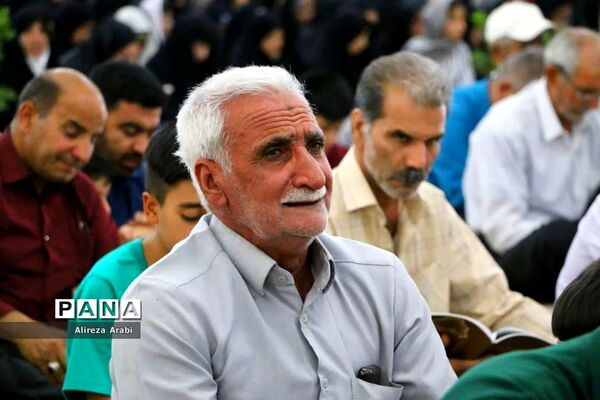 دعای پرفیض عرفه در کاشمر