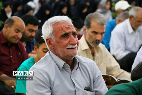دعای پرفیض عرفه در کاشمر