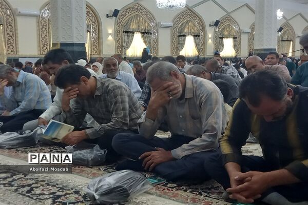 دعای پرفیض عرفه در کاشمر