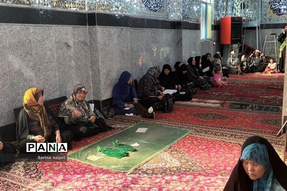 مراسم دعای عرفه در روستای ولی‌آباد شهرستان قرچک