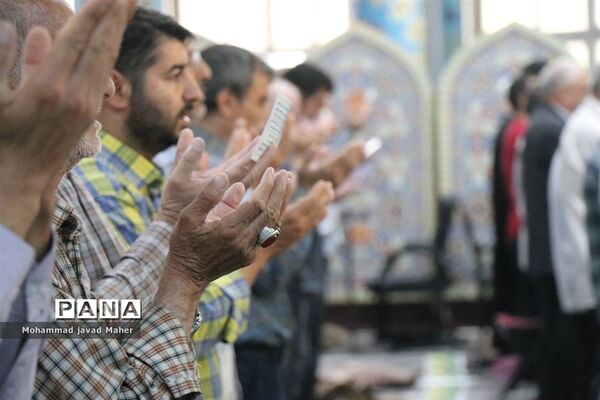 اقامه نماز عید سعید قربان در شهرستان قدس