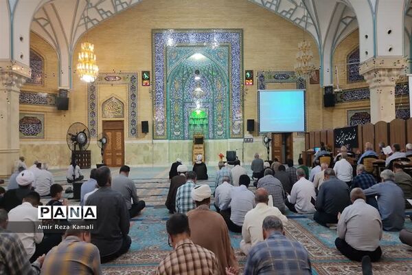 برگزاری دعای عرفه در مسجد امام جواد (ع) اراک