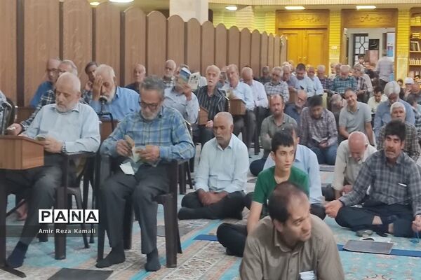 برگزاری دعای عرفه در مسجد امام جواد (ع) اراک