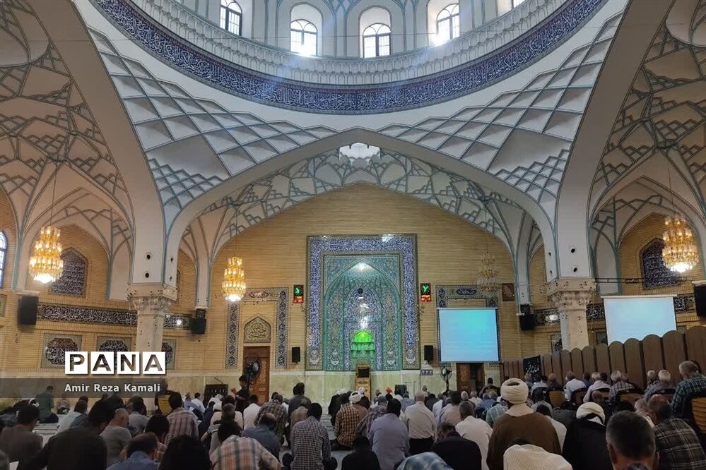 برگزاری دعای عرفه در مسجد امام جواد (ع) اراک