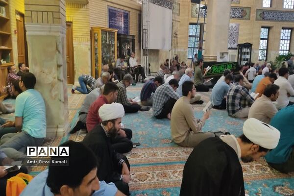 برگزاری دعای عرفه در مسجد امام جواد (ع) اراک