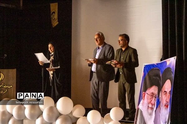 آیین تجلیل از دانش‌آموزان برتر شهرستان محلات