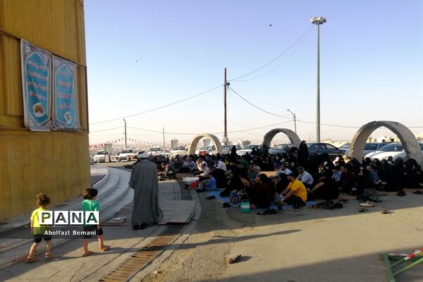 حال و هوای مسجد جمکران و کوه خضر نبی در روز عرفه