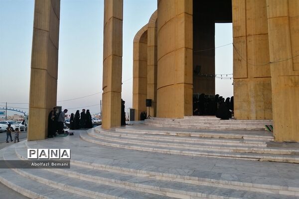 حال و هوای مسجد جمکران و کوه خضر نبی در روز عرفه