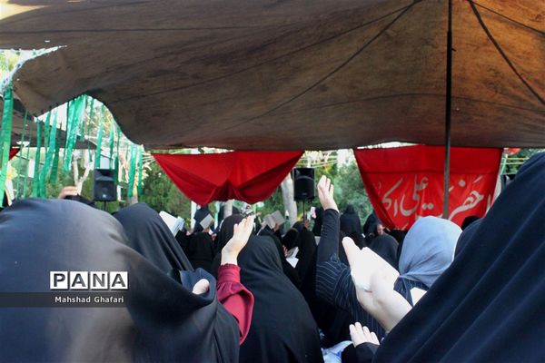 مراسم دعای عرفه در گلزار مطهر شهدای اراک