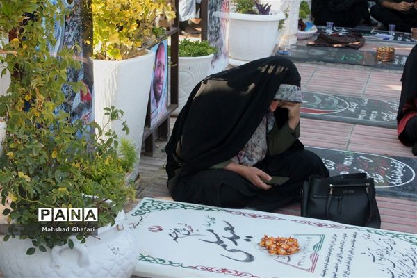 مراسم دعای عرفه در گلزار مطهر شهدای اراک